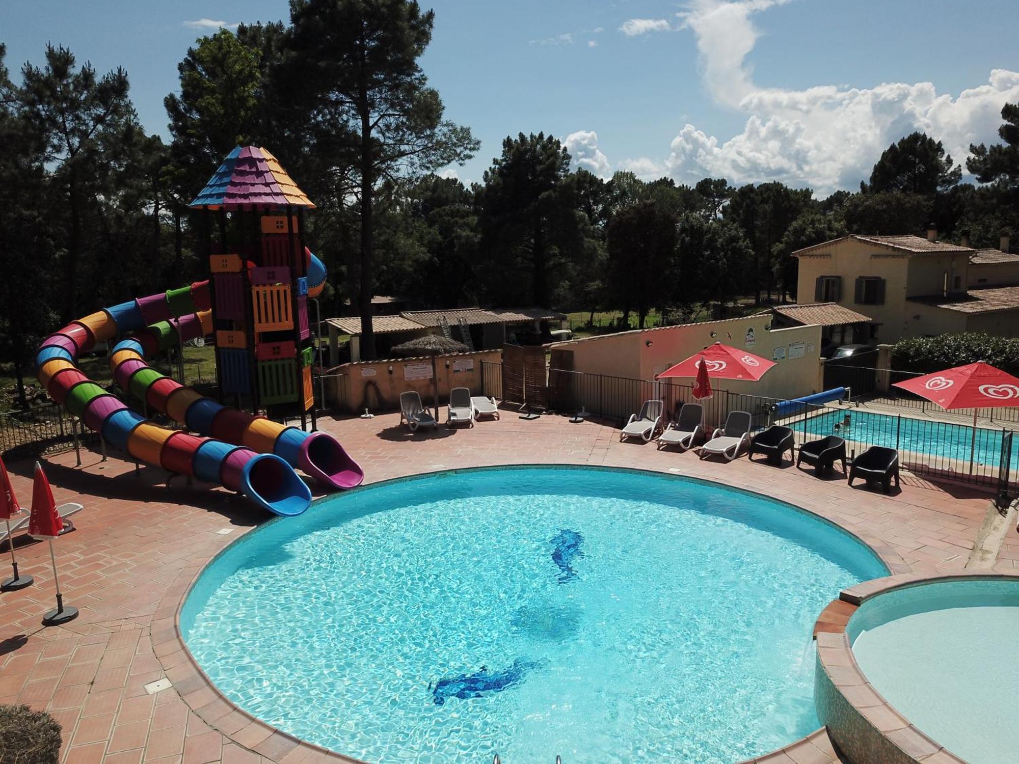 Camping La Simioune En Provence Bollene Exterior photo