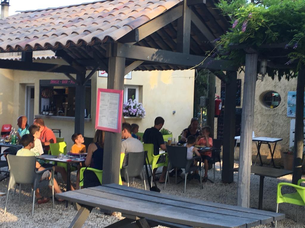 Camping La Simioune En Provence Bollene Exterior photo