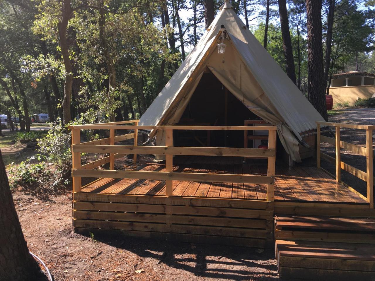 Camping La Simioune En Provence Bollene Exterior photo